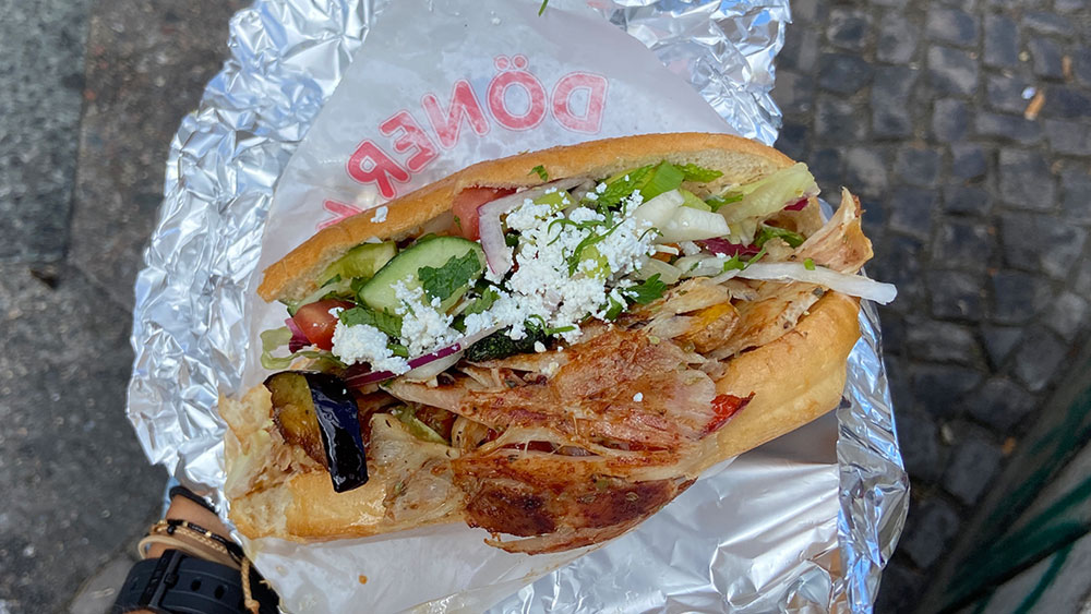Onde comer barato em Berlim - Mustafa's Gemuese Kebab
