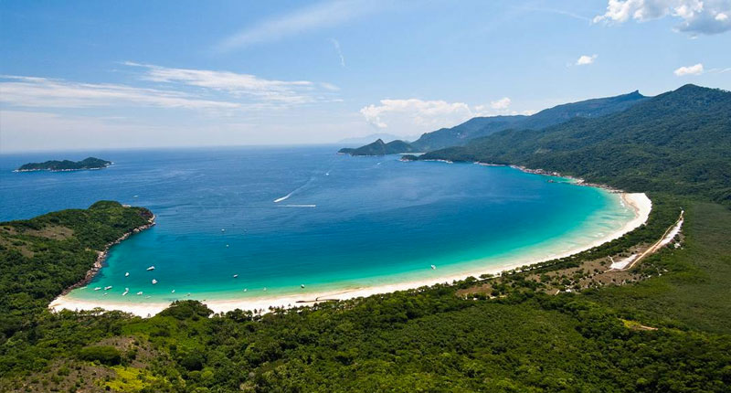 Melhores praias do Brasil: conheça 10 opções incríveis - Praia de Lopes Mendes – Ilha Grande